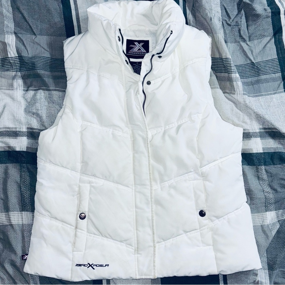 ZeroXposur Women's Quilted White Winter Vest Size Medium